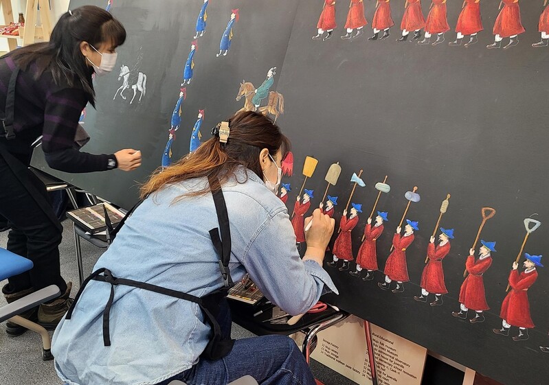 무주 군민·작가들 공동작업으로 '선원록 이안행렬도' 재현