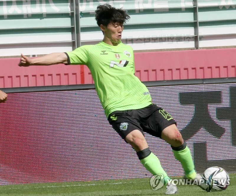 Ex-MVP tops K League in salary for 2nd straight year