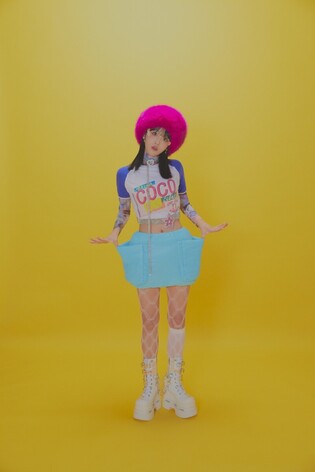 IZ*ONE ex-member Choi Yena's concept photos for  'ˣ‿ˣ (SMiLEY)'