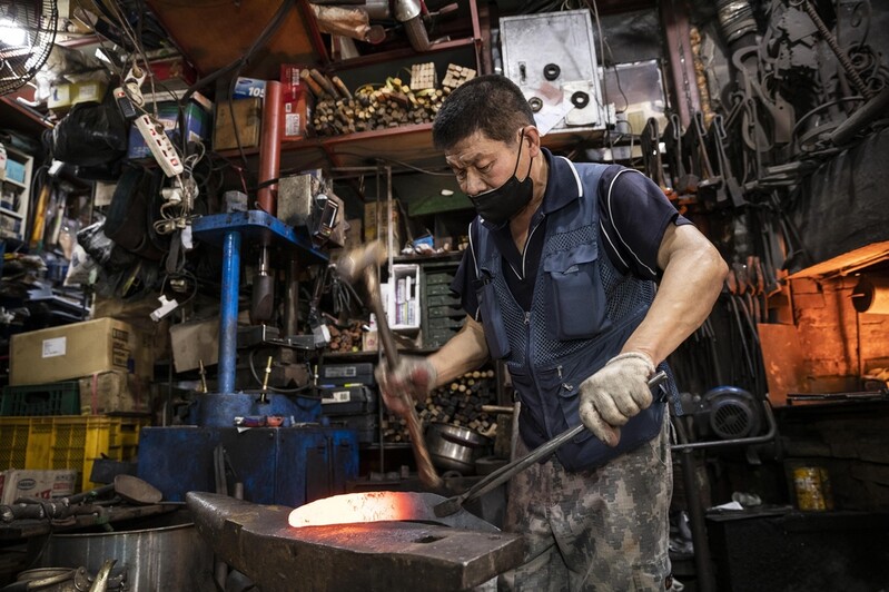 서울에도 대장간이 있다…미래유산 4곳의 생생한 기록