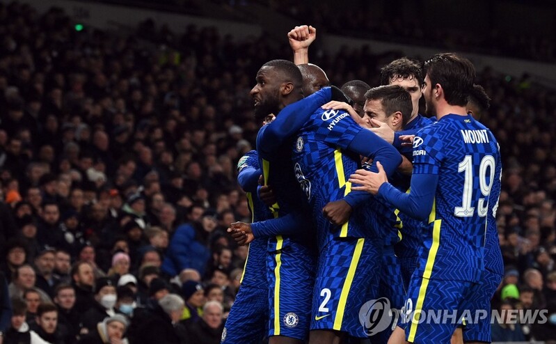 손흥민 빠진 토트넘, 리그컵 4강 탈락…첼시에 합계 0-3 완패