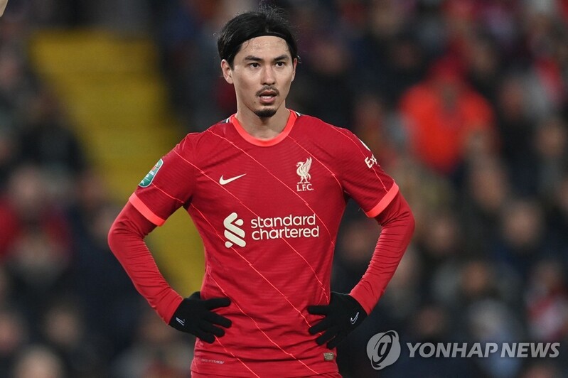 10명이 싸운 아스널, 리그컵 준결승 1차전서 리버풀과 무승부