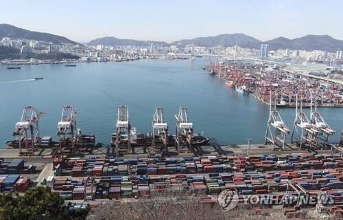 Exports in free trade zones hit all-time high last year: data