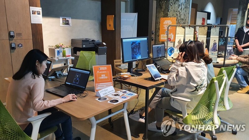 스마일게이트 사내 인디 모바일 게임 '만나자 조상님' 출시