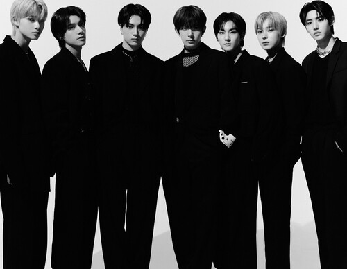 Enhypen's new album debuts at No. 14 on Billboard 200