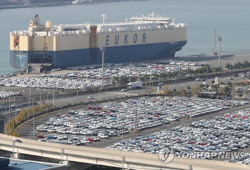 Auto exports hit 7-year high in 2021