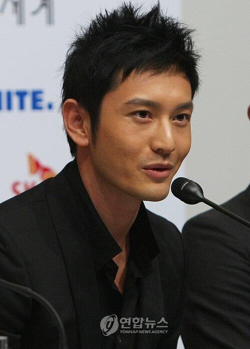 '중화권 스타커플' 황샤오밍·안젤라베이비 7년만에 이혼