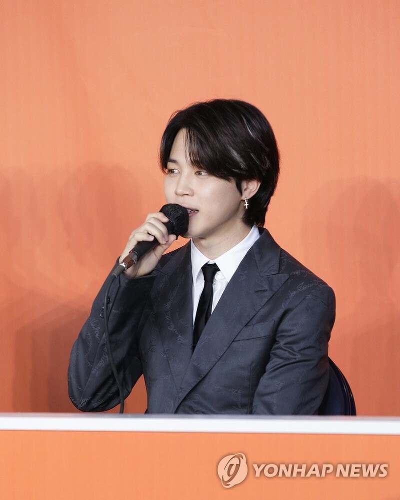 코로나19에 떠는 가요계…BTS 지민·비비지 전원 확진(종합2보)