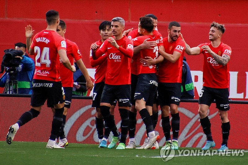 '이강인 벤치' 마요르카, 카디스 꺾고 라리가 6경기만의 승리