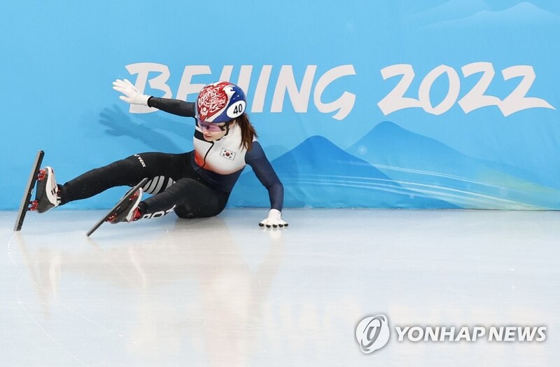 (Olympics) Short tracker Choi Min-jeong eliminated in women's 500m quarterfinals