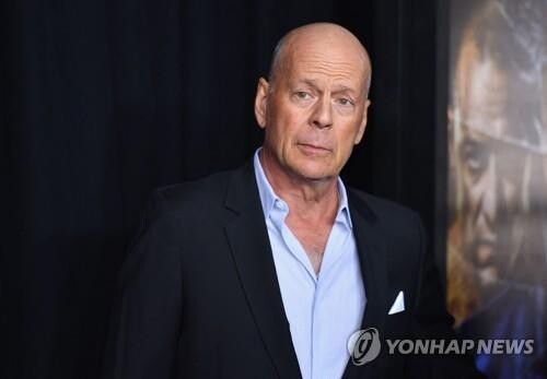 브루스 윌리스 '최악의 연기' 美 영화특별상 불명예