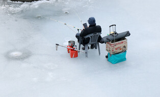 [K-Geography] Ice fishing
