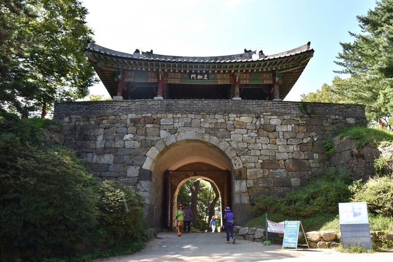 역사적으로 한국은 왜 중국에 흡수되지 않았나
