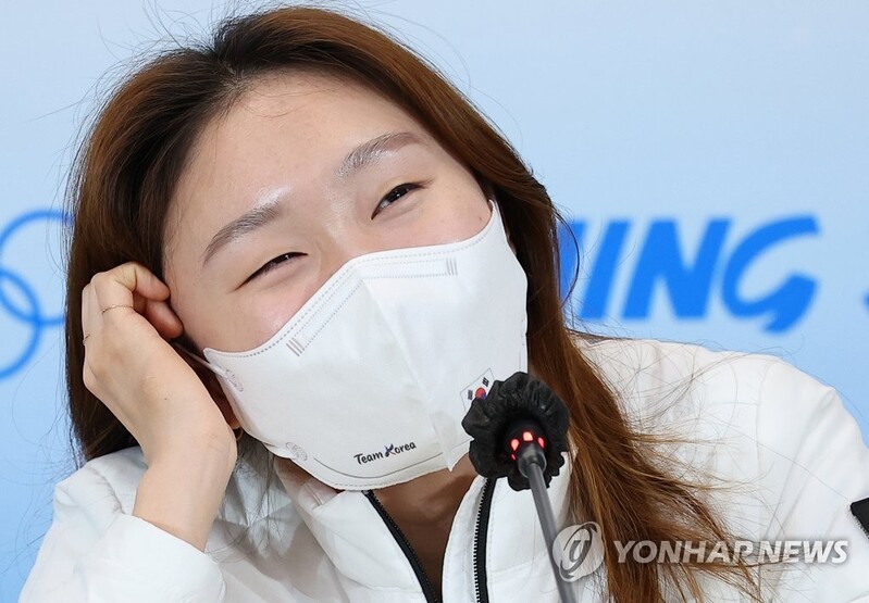 (Olympics) Short track champion considers Beijing gold her most valuable medal