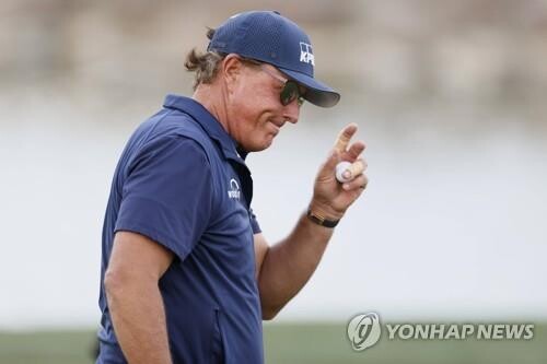 "사우디 겁난다"는 미컬슨 "PGA투어 개혁하려고 사우디와 협력"