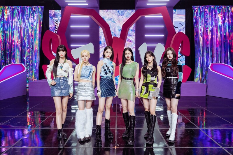 스테이씨 "각자 개성의 최대치 발산하려 노력했어요"