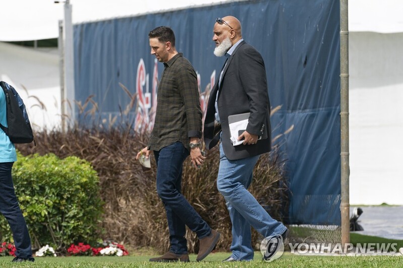 MLB 노사, 이틀 연속 '주피터 협상'…최저연봉 등에서 이견