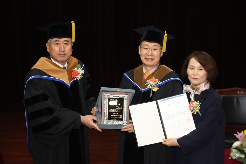 [골프소식] 안양대, 대중골프장협회 임기주 회장에 명예 박사 학위