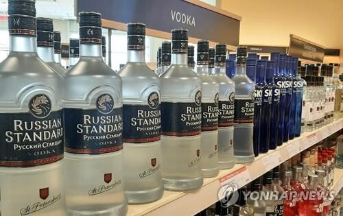 [우크라 침공] 美 주지사들, 러시아 보드카 불매 운동…실효성은 '글쎄'