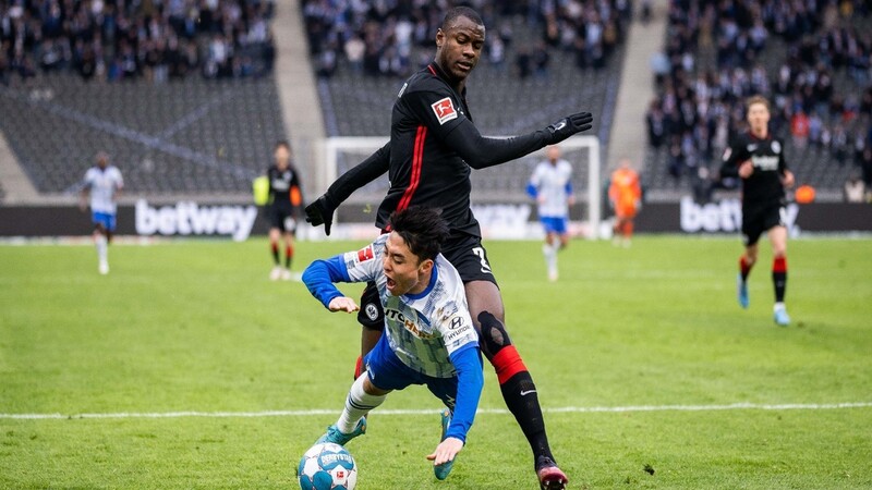 '이동준 첫 선발' 헤르타 베를린, 프랑크푸르트에 1-4 대패