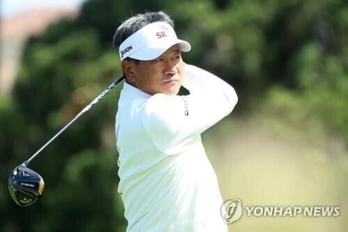 최경주, PGA 챔피언스 투어 대회 준우승…시즌 최고 성적