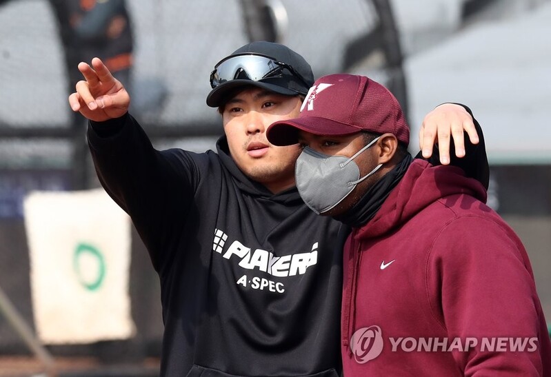 의리의 한화…시범경기 개막 후에도 류현진 개인 훈련 배려