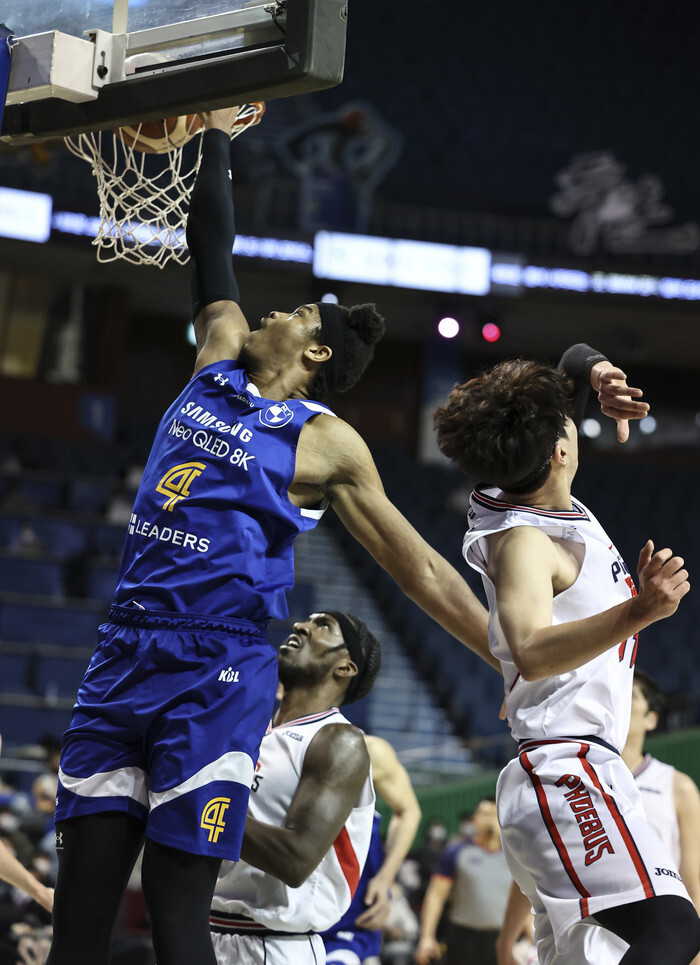 Basketball Seoul Samsung Thunders vs. Ulsan Hyundai Mobis Phoebus