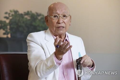 [우크라 침공] 박서보 화백, 5천만원 기부…"침략전쟁은 범죄"