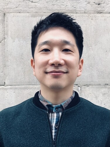 [고침] 문화(부커상 후보 오른 번역가 안톤 허…"장난전화…)