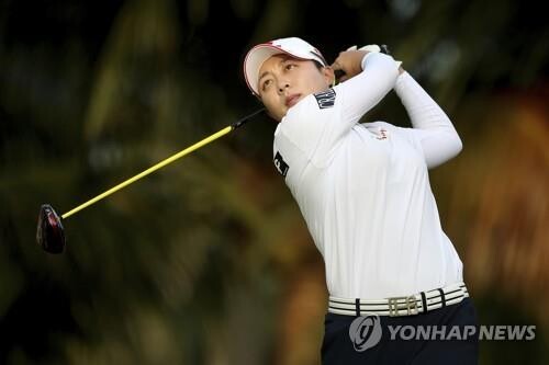 7언더파 맹타 김효주, 혼다 타일랜드 우승 경쟁 발판 마련(종합)