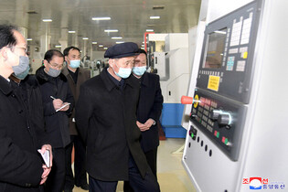 N.K. premier inspects precision machine plant