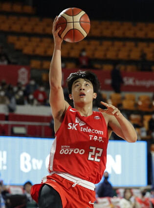 Basketball: Seoul Samsung Thunders vs. Seoul SK Knights