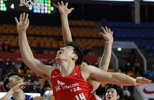 Basketball: Seoul Samsung Thunders vs. Seoul SK Knights