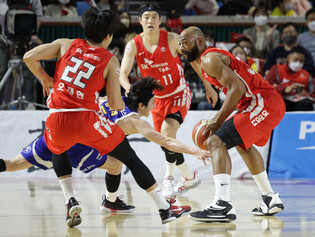 Basketball: Seoul Samsung Thunders vs. Seoul SK Knights