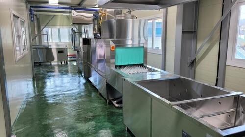 스테인리스 그릇 쓰는 김해 민간장례식장…쓰레기 90% 절감 기대