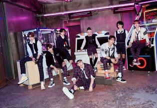 Stray Kids' teaser images for 'ODDINARY'
