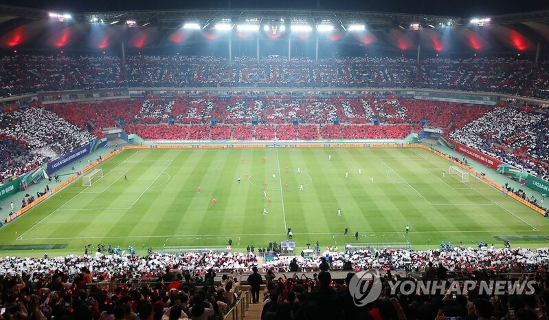 (LEAD) Record crowd enjoys S. Korea's win over Iran in World Cup qualifier