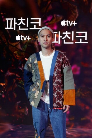 Actor Jin Ha apologizes for illegal filming…"I deeply regret my actions"