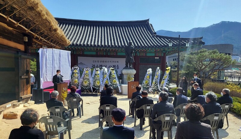 춘천서 '동백꽃' 소설가 김유정 85주기 추모제 열려