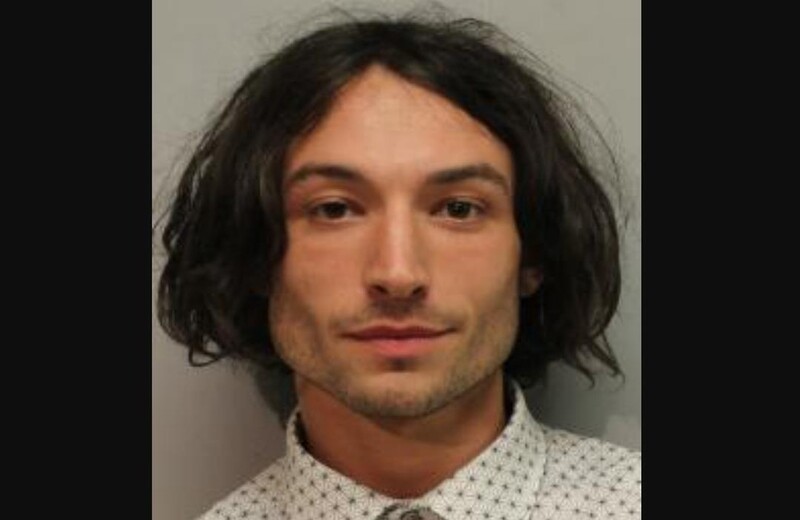 '플래시' 주연 에즈라 밀러, 하와이 노래주점 난동으로 체포