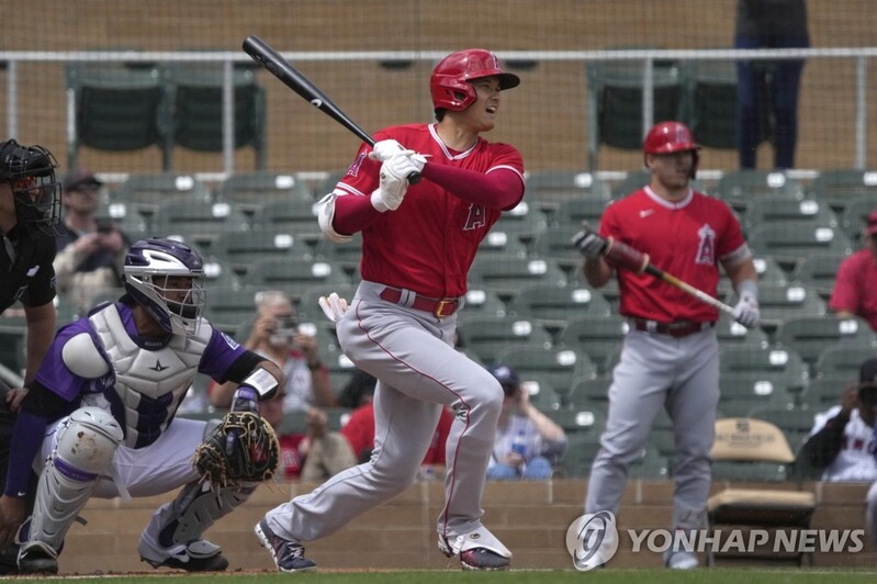 '투타겸업' 오타니, MLB 시범경기 2호포…3경기 만에 홈런 추가