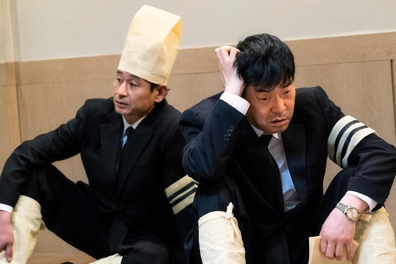 영화 '봄날' 골칫거리 가장 역 손현주 "연기하면서도 가슴 아파"