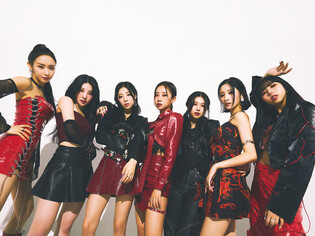 PURPLE KISS reveals official photos to celebrate 'memeM' comeback showcase