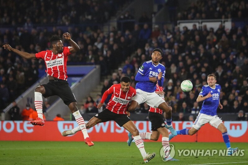 레스터시티, 콘퍼런스리그 8강 1차전서 에인트호번과 '헛심공방'
