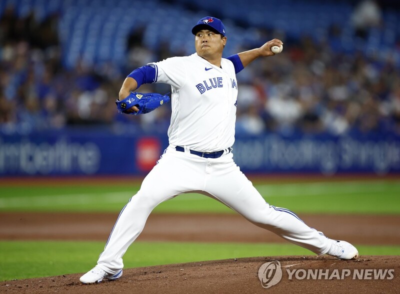 Blue Jays' Ryu Hyun-jin roughed up in season debut