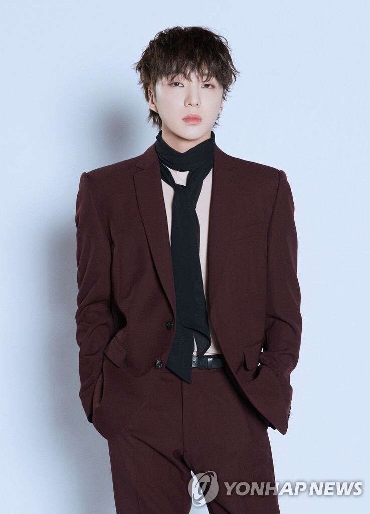 위너 강승윤, 코로나19 확진…다른 멤버는 음성