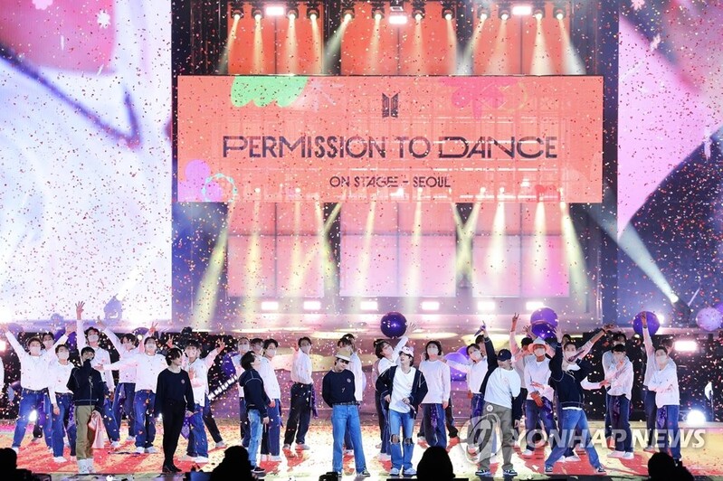Parties discuss need for swift review of bill on alternative military duty for BTS