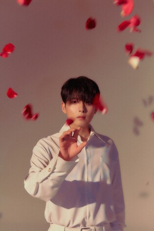 Super Junior Ryeo-wook's teaser images for third mini album 'A Wild Rose'