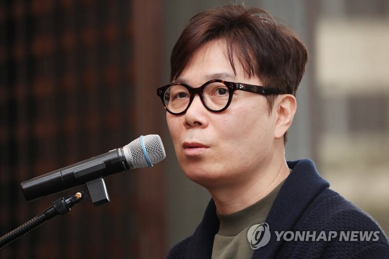 '삶은 계속될 가치가 있나' 김영하, 9년 만에 장편 '작별인사'