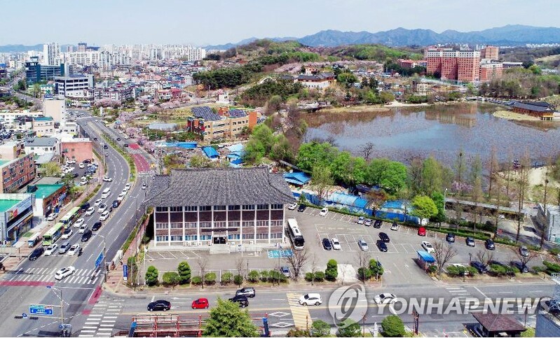 전북도립국악원, 객석 거리두기 해제로 공연·연수 정상화